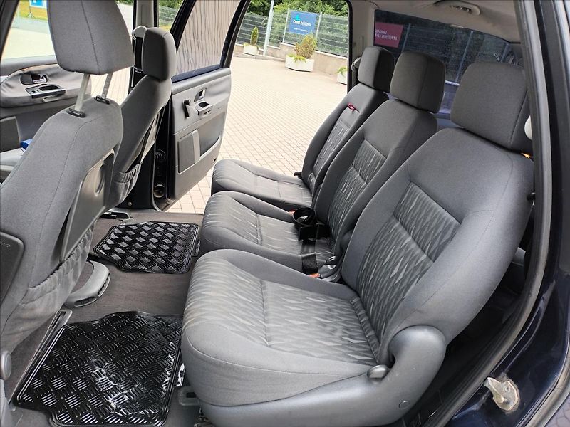 Ford Galaxy 1,9 TDI,88KW,7MÍST,TAŽNÉ, - fotka 17 z 32