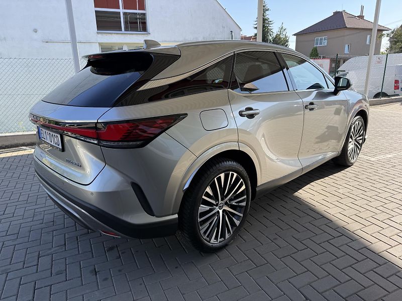 Lexus RX 450h plus Executive Plus  - fotka 4 z 10