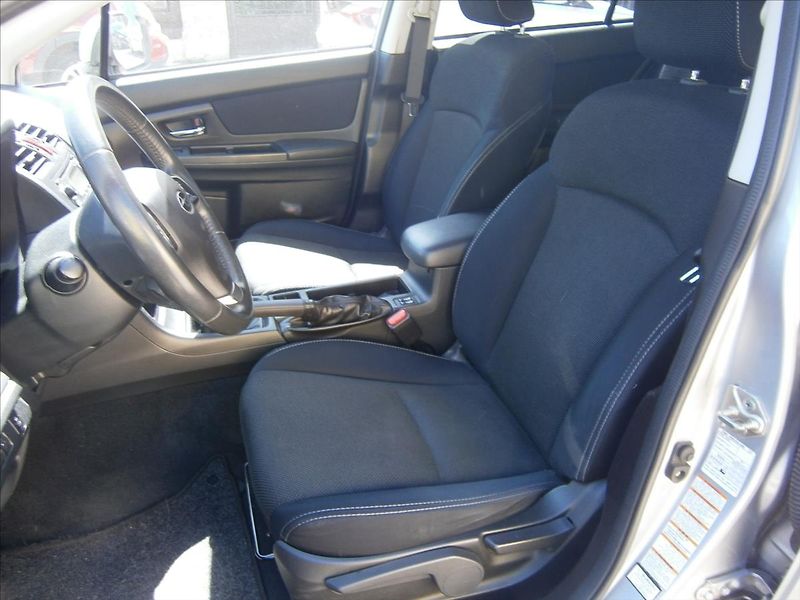 Subaru XV 2,0 D  AWD KLIMA 108 KW - fotka 7 z 16