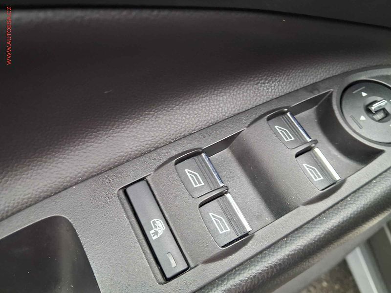 Ford Kuga (2014) 2.0 TDCi 4X4, Individual, - fotka 16 z 21