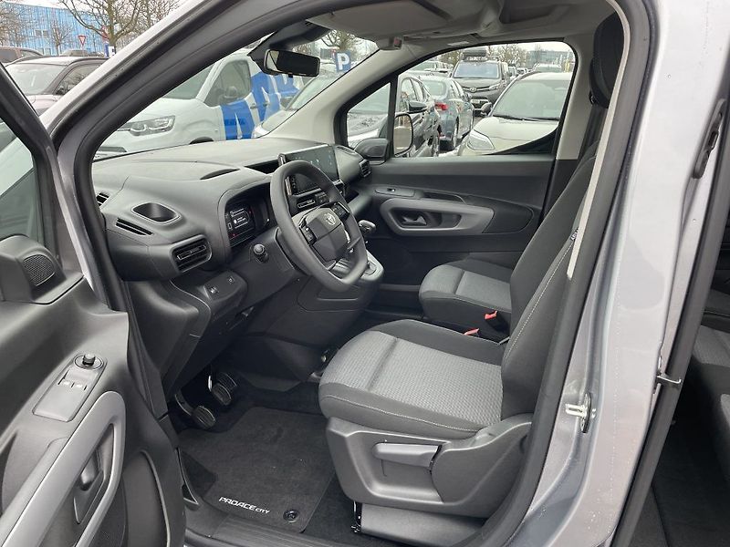 Toyota ProAce City Verso 1.5D MT 130k Business 7S - fotka 11 z 27