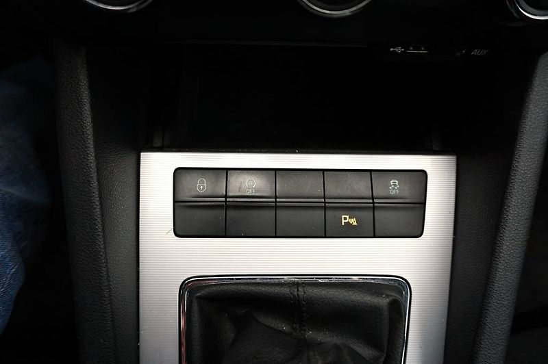 Škoda Octavia (2013) STYLE 2,0 TDI 110 kW - fotka 26 z 40
