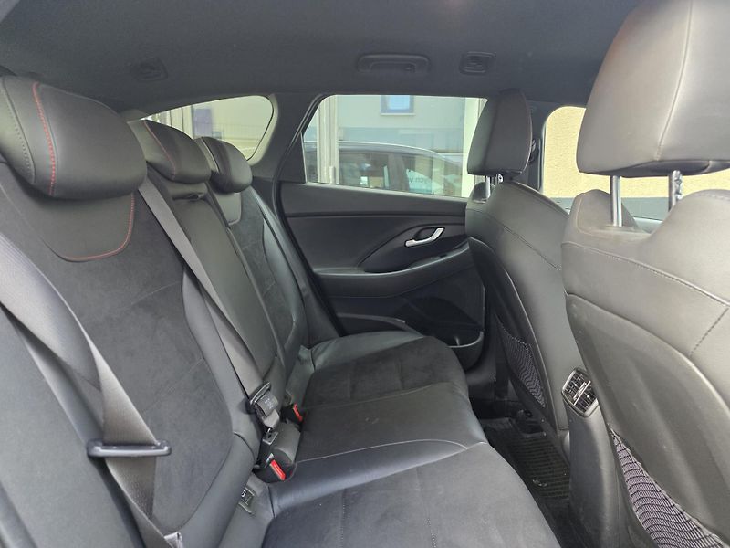 Hyundai i30 1.5N-LINE-V ZÁRUCE-DPH-AUTOMAT - fotka 11 z 16