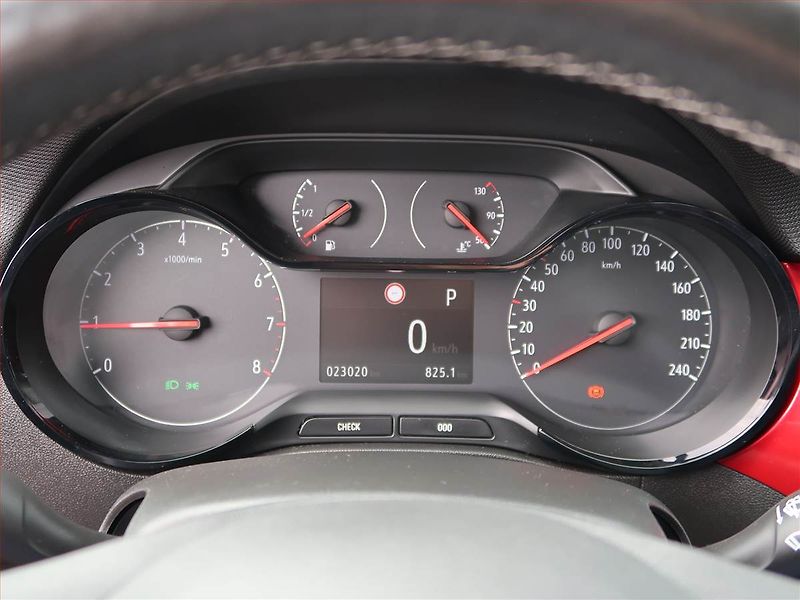 Opel Crossland X (2023) 1.2 Turbo, Automat, Serv.kniha - fotka 11 z 18