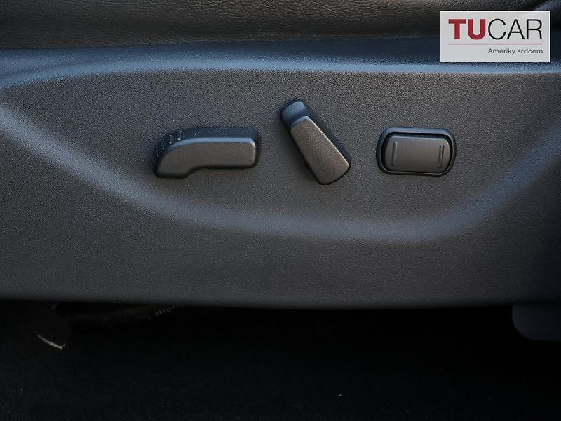 Nissan Navara (2019) 2.2 DIesel Automat  - fotka 37 z 38