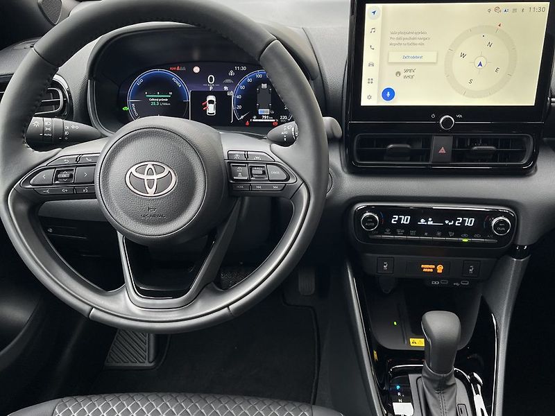 Toyota Yaris 1.5 HEV 130, Executive - fotka 15 z 15