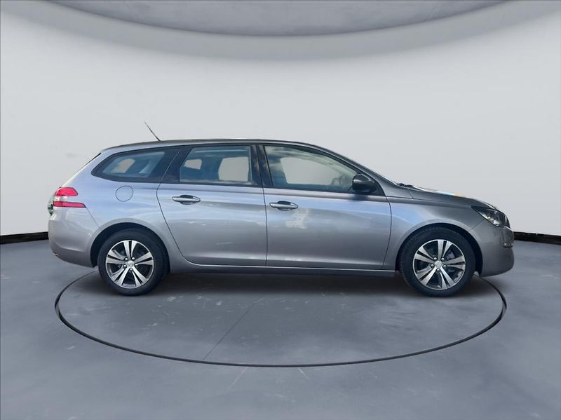 Peugeot 308 1,6 HDI,Servis.Kniha - fotka 4 z 21