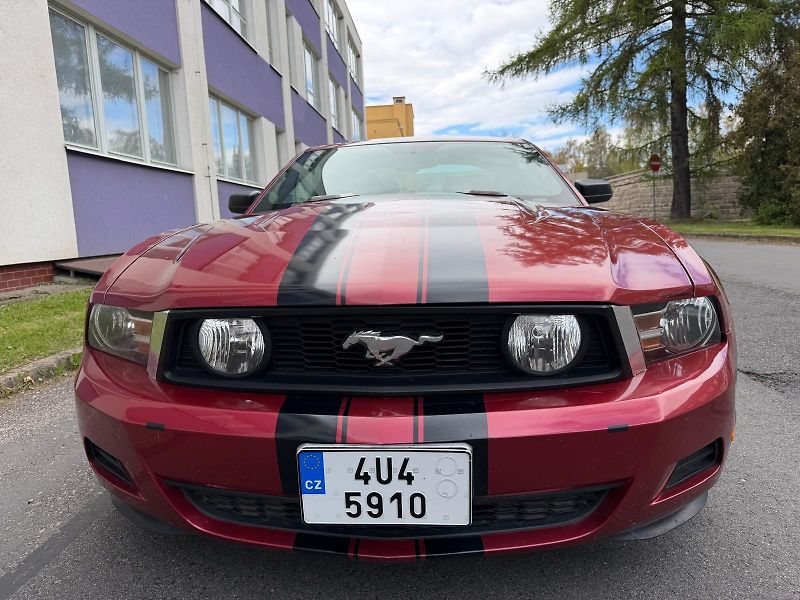 Ford Mustang 3,7i V6 - fotka 7 z 22