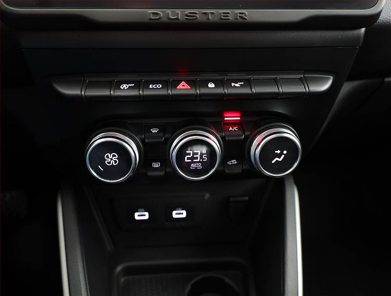 Dacia Duster (2022) 1.0 TCe, ČR,1.maj, Serv.kniha - fotka 10 z 21