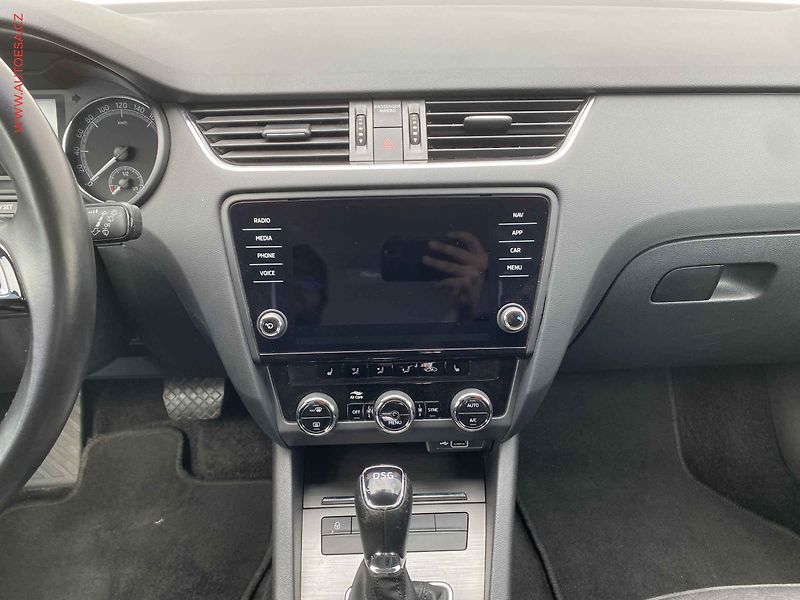 Škoda Octavia (2018) 1.5 TSi, Clever, DSG, LED, TZ - fotka 12 z 19