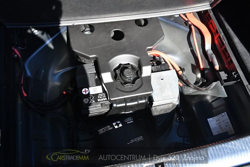 Audi A4 40TDi ACC S-Tronic VIRTUAL - fotka 49 z 54