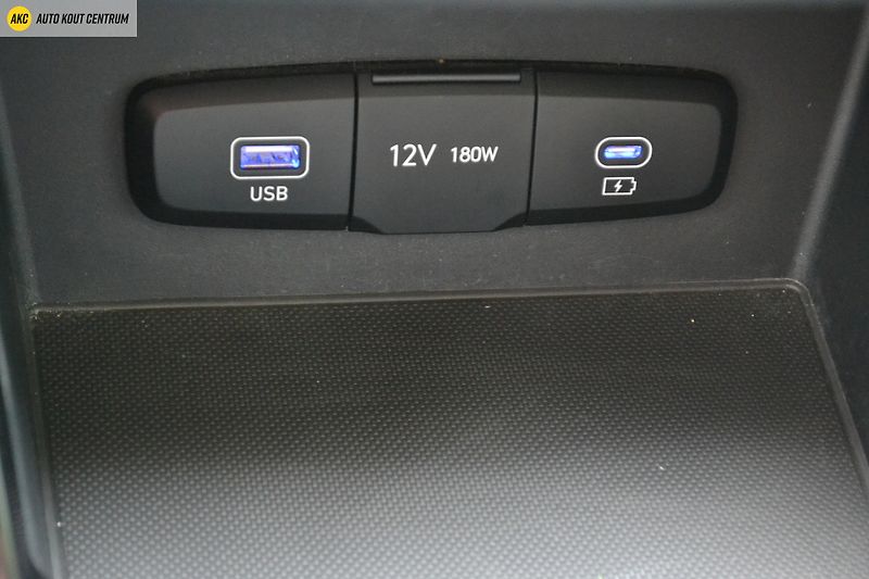 Hyundai i30 WG 1,5I MT SMART FAMILY NAVI - fotka 23 z 47