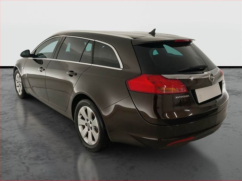 Opel Insignia (2011) 2.0 CDTI, Serv.kniha, Navi - fotka 4 z 21