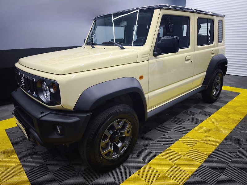 Suzuki Jimny (2025) 1,5 GLX AUTOMAT, 4X4 LONG - fotka 15 z 25