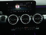 Mercedes-Benz EQB (2022) 250, SoH 98% - náhled 12