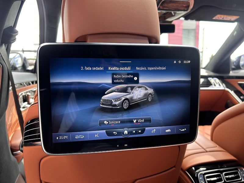 Mercedes-Benz Třídy S S 580 4MATIC LONG - fotka 35 z 40
