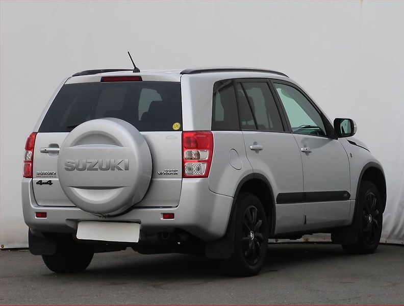 Suzuki Grand Vitara (2012) 2.4 VVT, LPG, 4X4, Serv.kniha - fotka 5 z 17