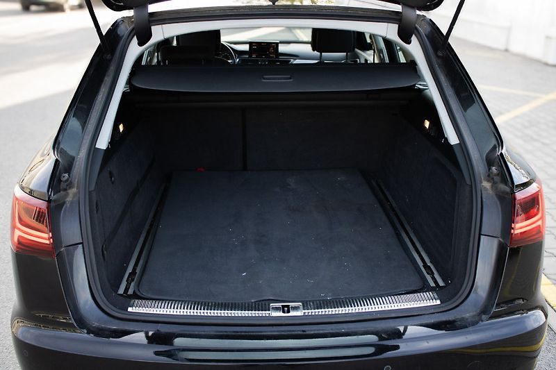 Audi A6 DPH, servis, 2 sada kol - fotka 42 z 43