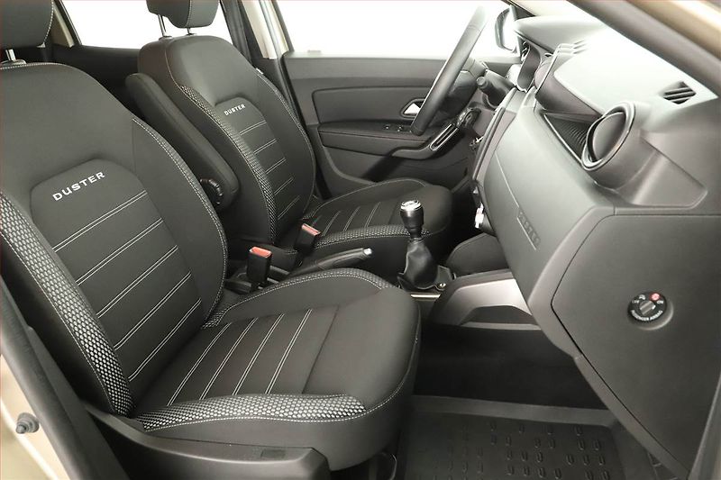 Dacia Duster (2019) Prestige 1.6 SCe, Navi - fotka 13 z 15