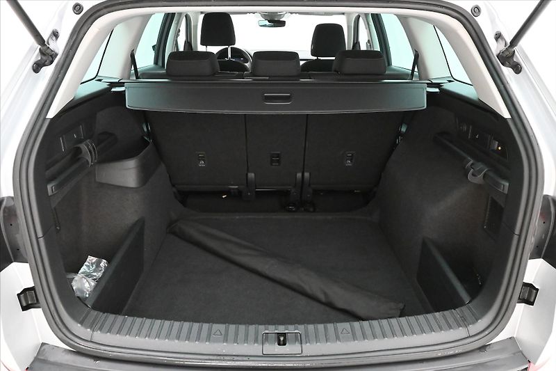 Škoda Kodiaq 2,0 TDI 110kW DSG Navi Tažné Z - fotka 10 z 31