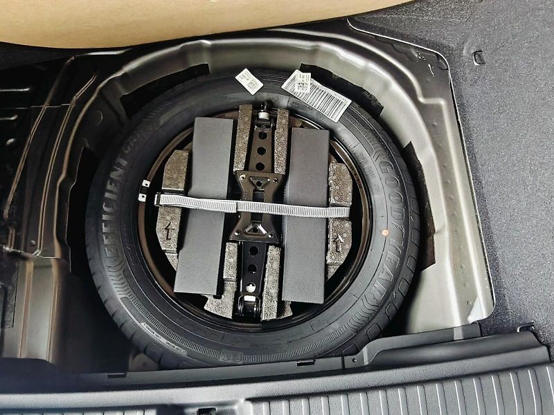 Škoda Kamiq (2025) 1,5 TSI 110 kW Monte Carlo DSG - fotka 7 z 26