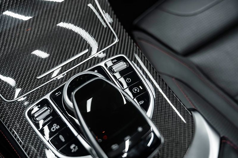 Mercedes-Benz GLC - fotka 16 z 23