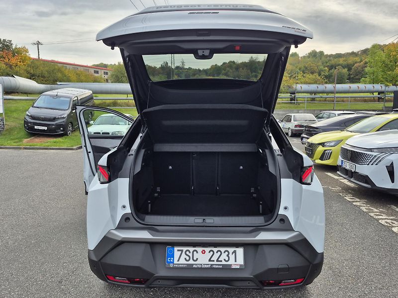 Peugeot 3008 (2026) GT Hybrid 145 e-DCS6  - fotka 11 z 21