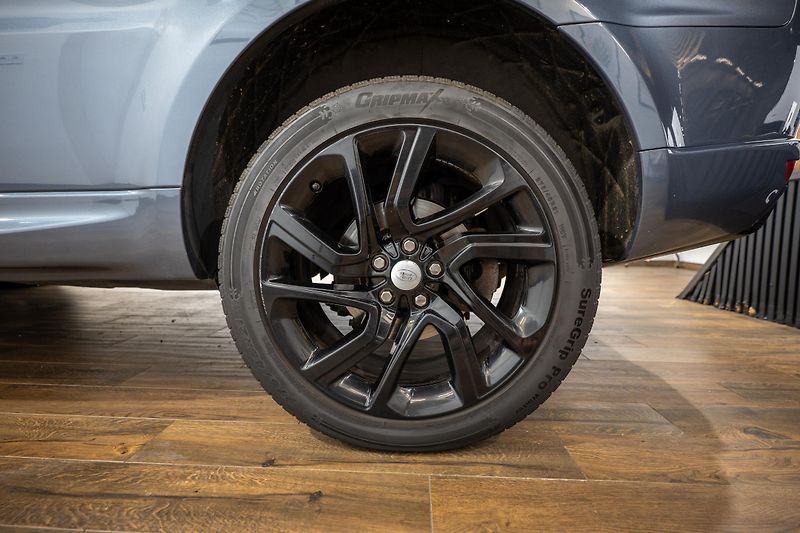 Land Rover Range Rover Sport (2019) SDV6 3.0 183 kW - fotka 48 z 48