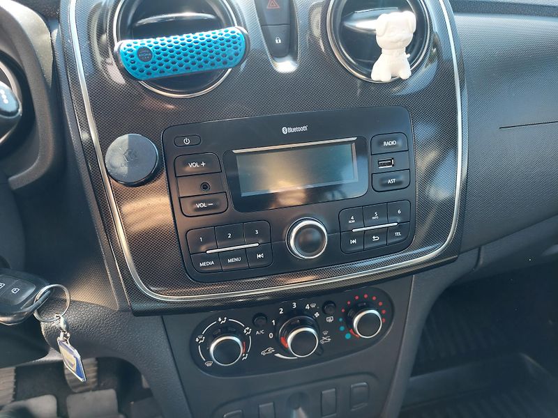 Dacia Sandero (2020) II.SCE 75 - fotka 12 z 26