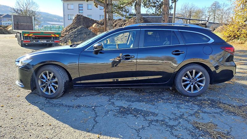 Mazda 6 2.2 Skyactiv-D 150 - fotka 4 z 28
