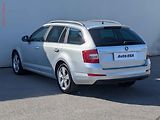 Škoda Octavia (2013) 1.6TDi, ČR, Elegance, bixen - náhled 6