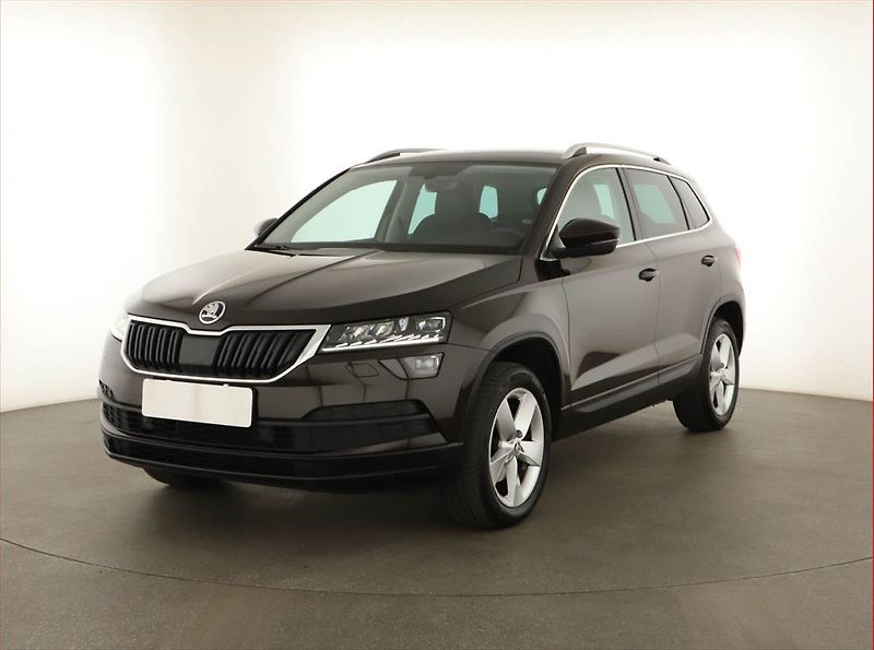 Škoda Karoq (2021) 1.5 TSI - fotka 2 z 17