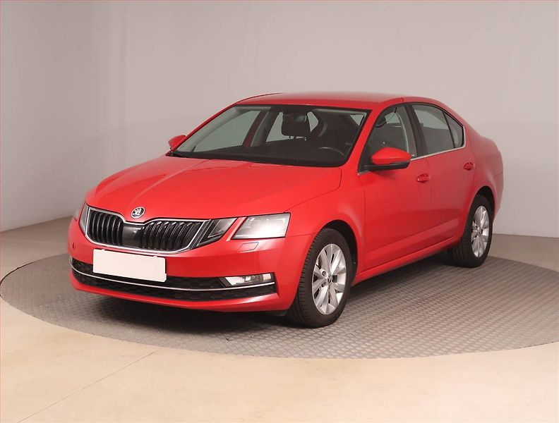 Škoda Octavia (2017) Elegance 1.6 TDI, Serv.kniha - fotka 2 z 15