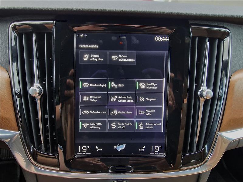 Volvo S90 D5 173kW Inscription,původ ČR - fotka 27 z 50