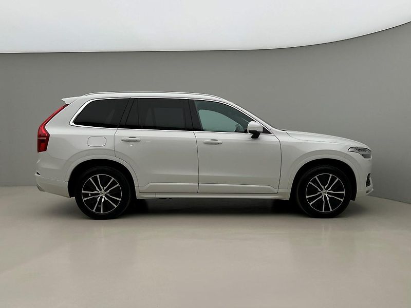 Volvo XC90 B5 AWD MOMENTUM PRO 7 MÍST - fotka 9 z 44