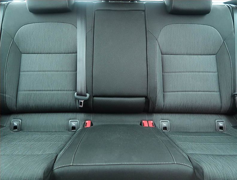 Škoda Superb (2017) Ambition 2.0 TDI, Navi, Xenony - fotka 10 z 22