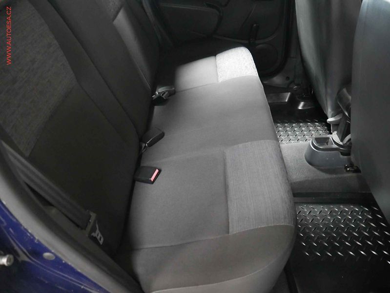 Dacia Duster (2011) 1.6i, ČR, STK3/28 - fotka 11 z 17