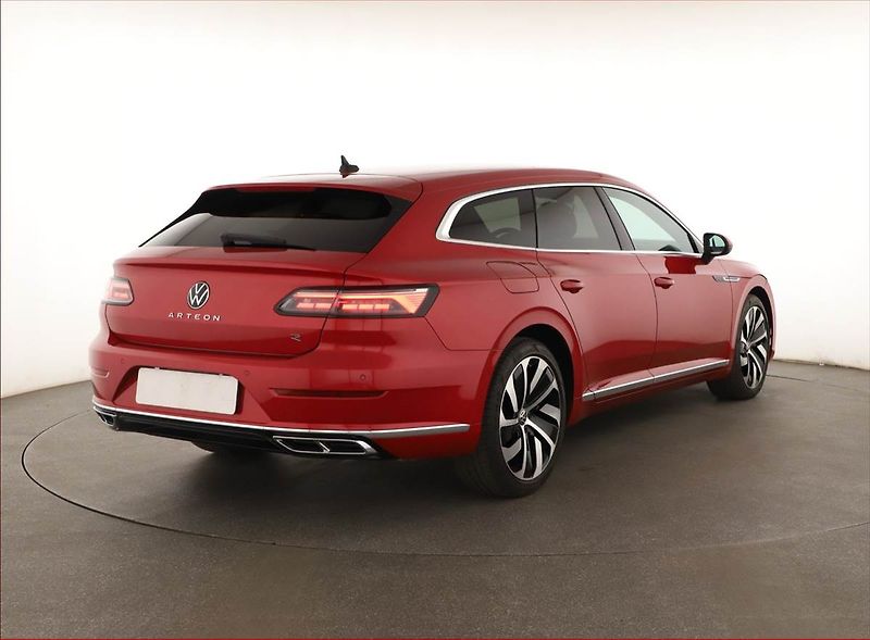 Volkswagen Arteon (2023) 2.0 TSI - fotka 5 z 20