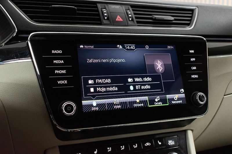 Škoda Superb TDI 147kW 4x4*L&K*TAŽNÉ*ČR 1.M - fotka 36 z 49
