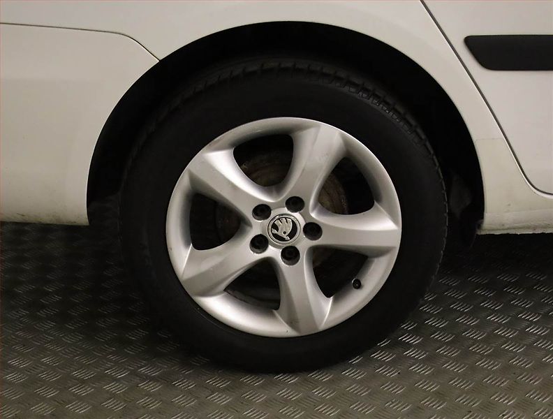Škoda Fabia (2009) Ambition 1.2 12V, po STK - fotka 14 z 14