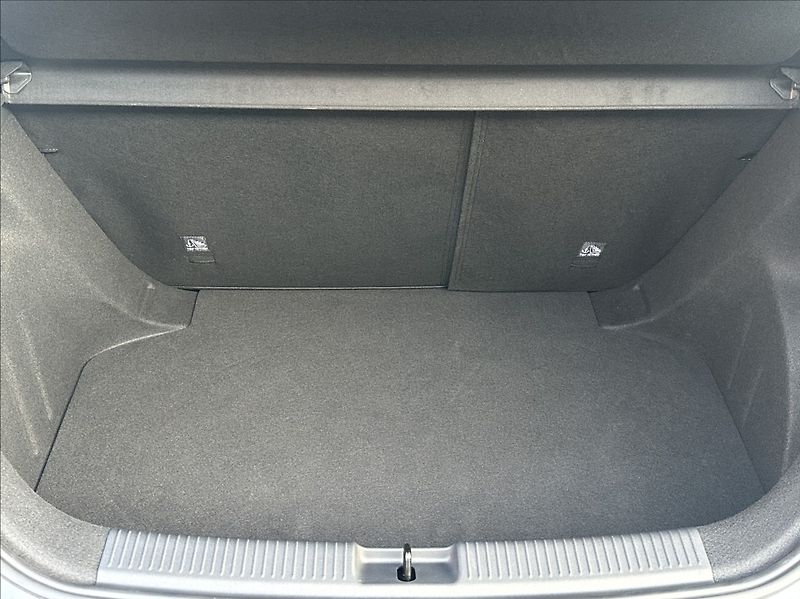 MG MG3 1,5 116PS  Elegance - fotka 41 z 53