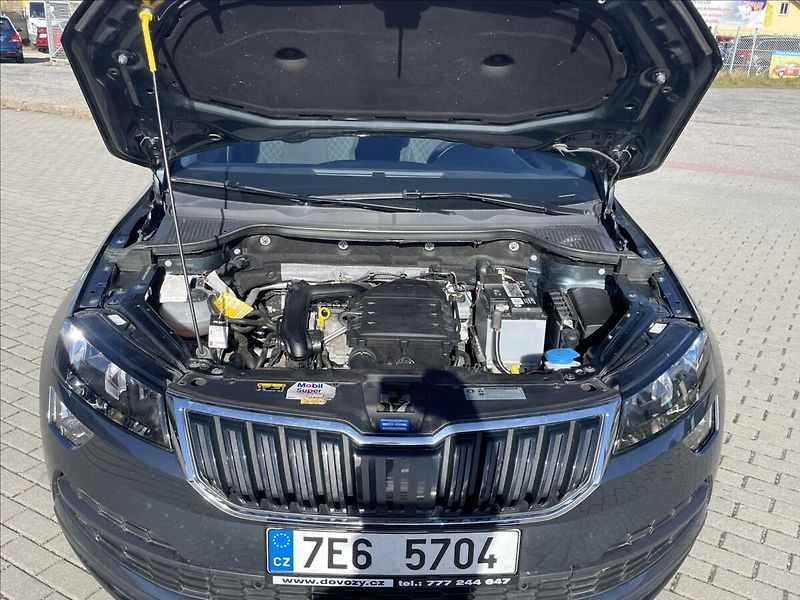 Škoda Karoq 1,0 TSi 85kw Style Tažné GPS - fotka 24 z 34
