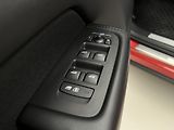 Volvo XC60 B4 MOMENTUM - náhled 45