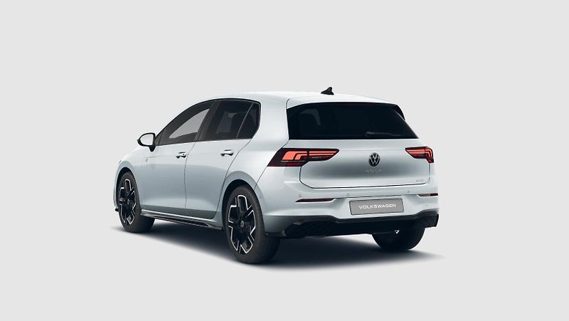 Volkswagen Golf (2026) 1,5 eTSI 7DSG mHEV - fotka 3 z 6