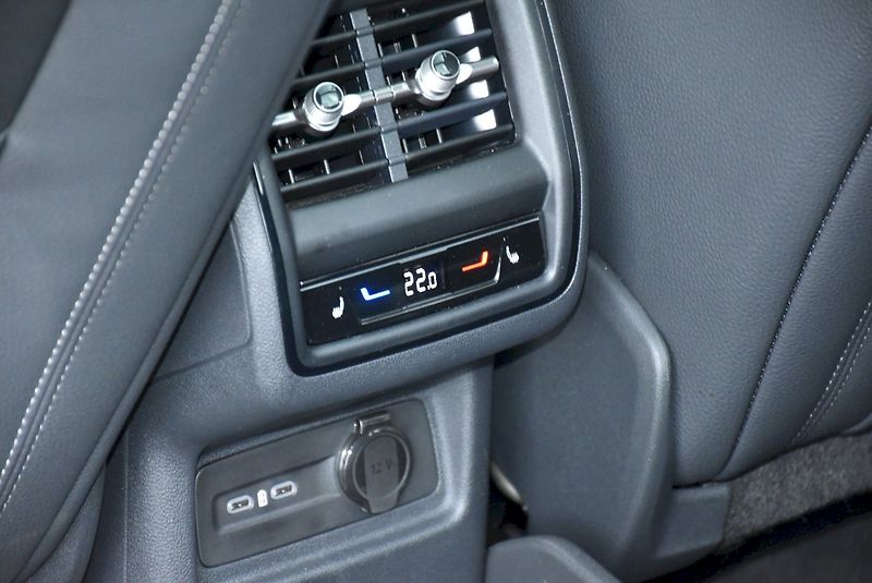 Škoda Kodiaq (2024) Exclusive Selection 2.0 TDI 14 - fotka 28 z 35