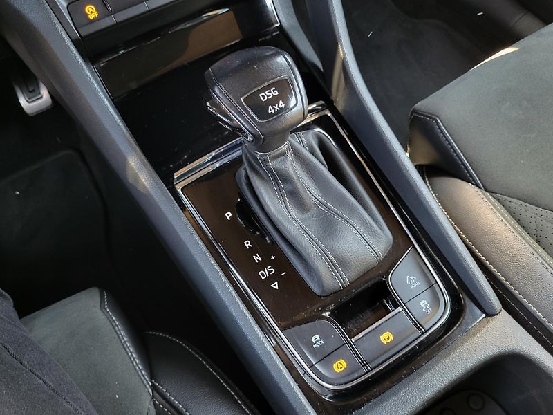 Škoda Kodiaq 2.0 TDi DSG 4x4 SPORTLINE *ČR - fotka 23 z 48
