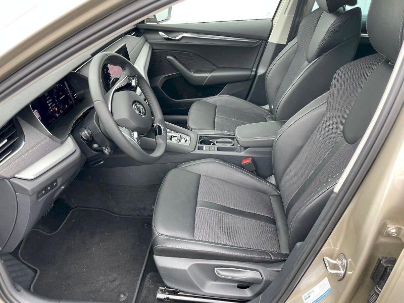 Škoda Octavia (2024) 2.0 TDI 110kW DSG Style Plus P - fotka 5 z 35