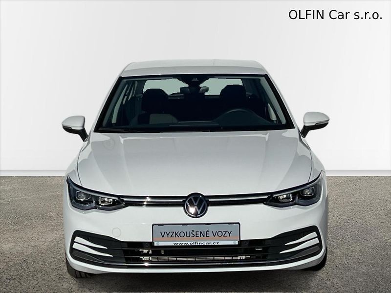 Volkswagen Golf 1,5 e-TSi 96kW 7DSG STYLE  8 - fotka 4 z 24