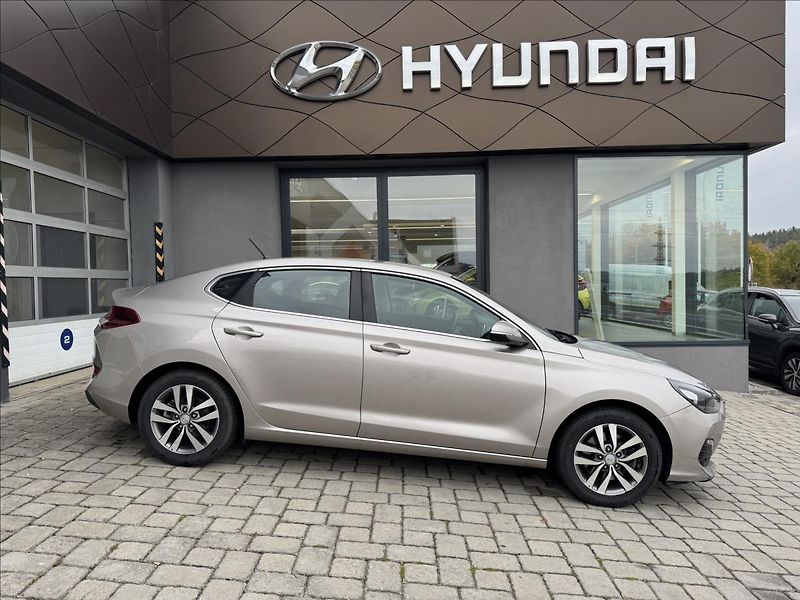 Hyundai i30 1,0 T-GDI Comfort - fotka 3 z 15