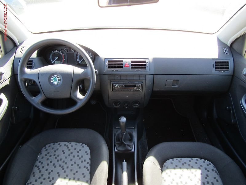 Škoda Fabia (2004) 1.2 HTP - fotka 9 z 10
